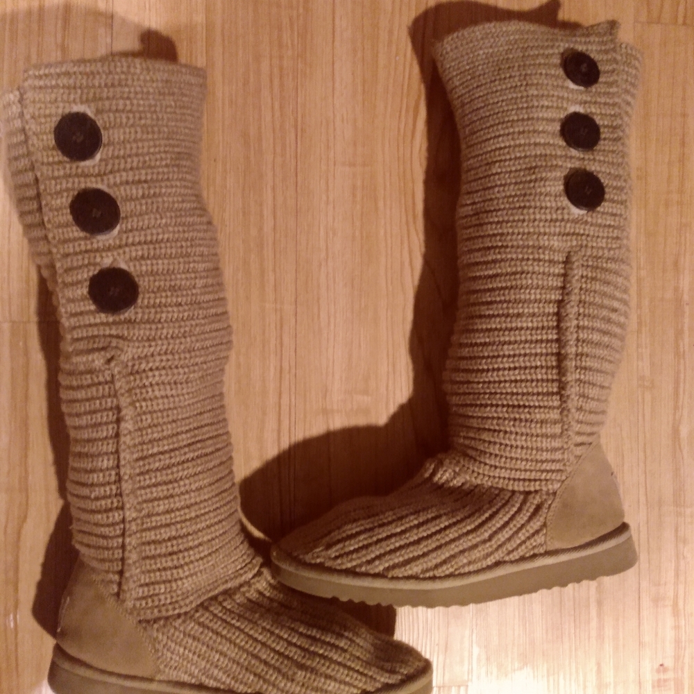 UGG boots women's size 9